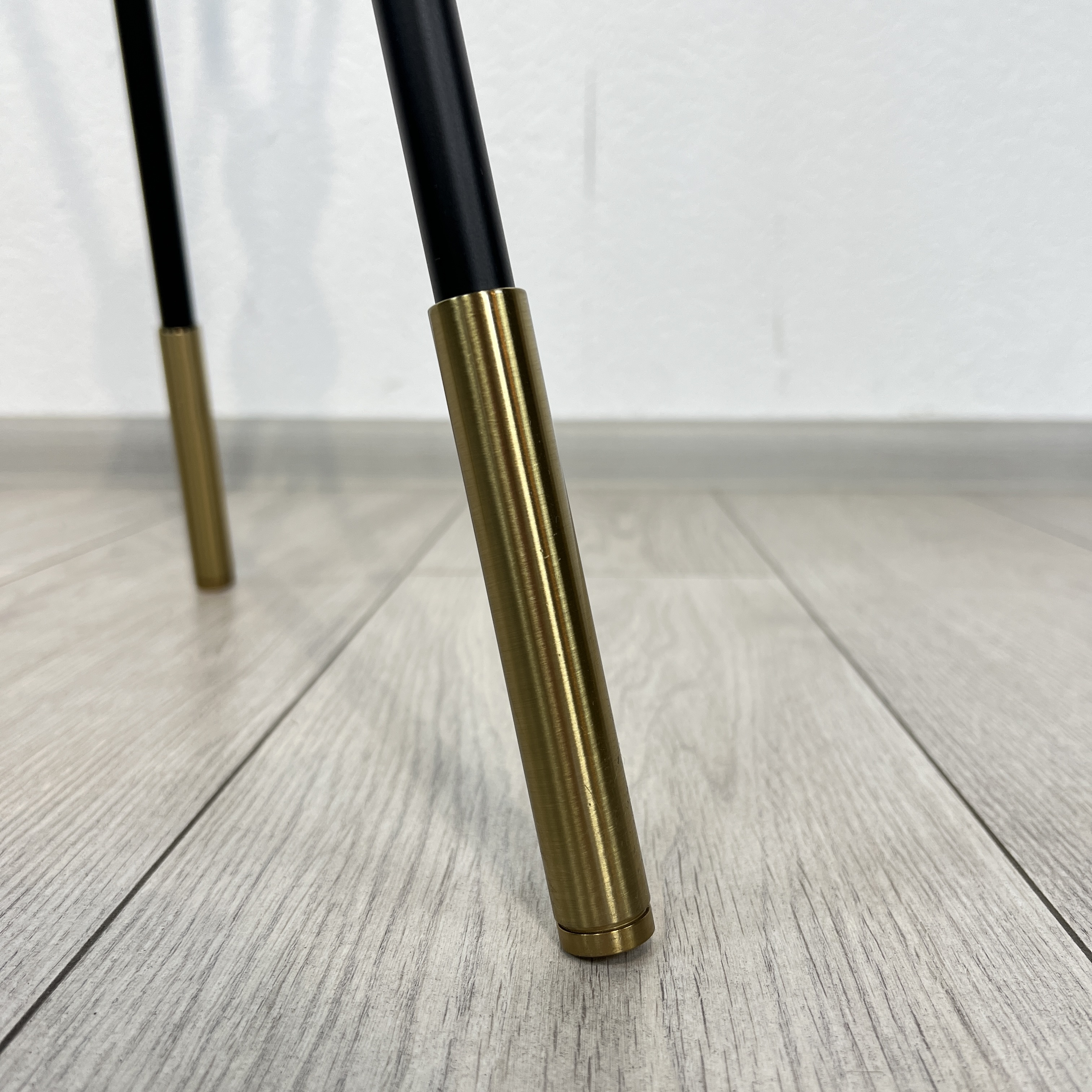Торшер Caracas Tripod Floor Lamp 102220-22