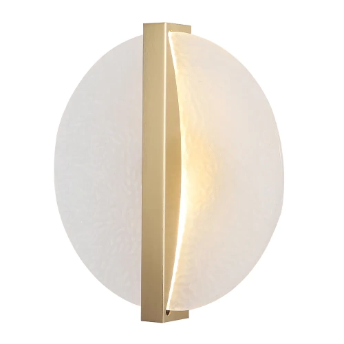https://crystallux.ru/upload/dev2fun.imagecompress/webp/iblock/84c/i89xafms2a0hjepcjw30dilmaho69d6y/AGOSTO_AP5W_LED_BRASS_4.webp