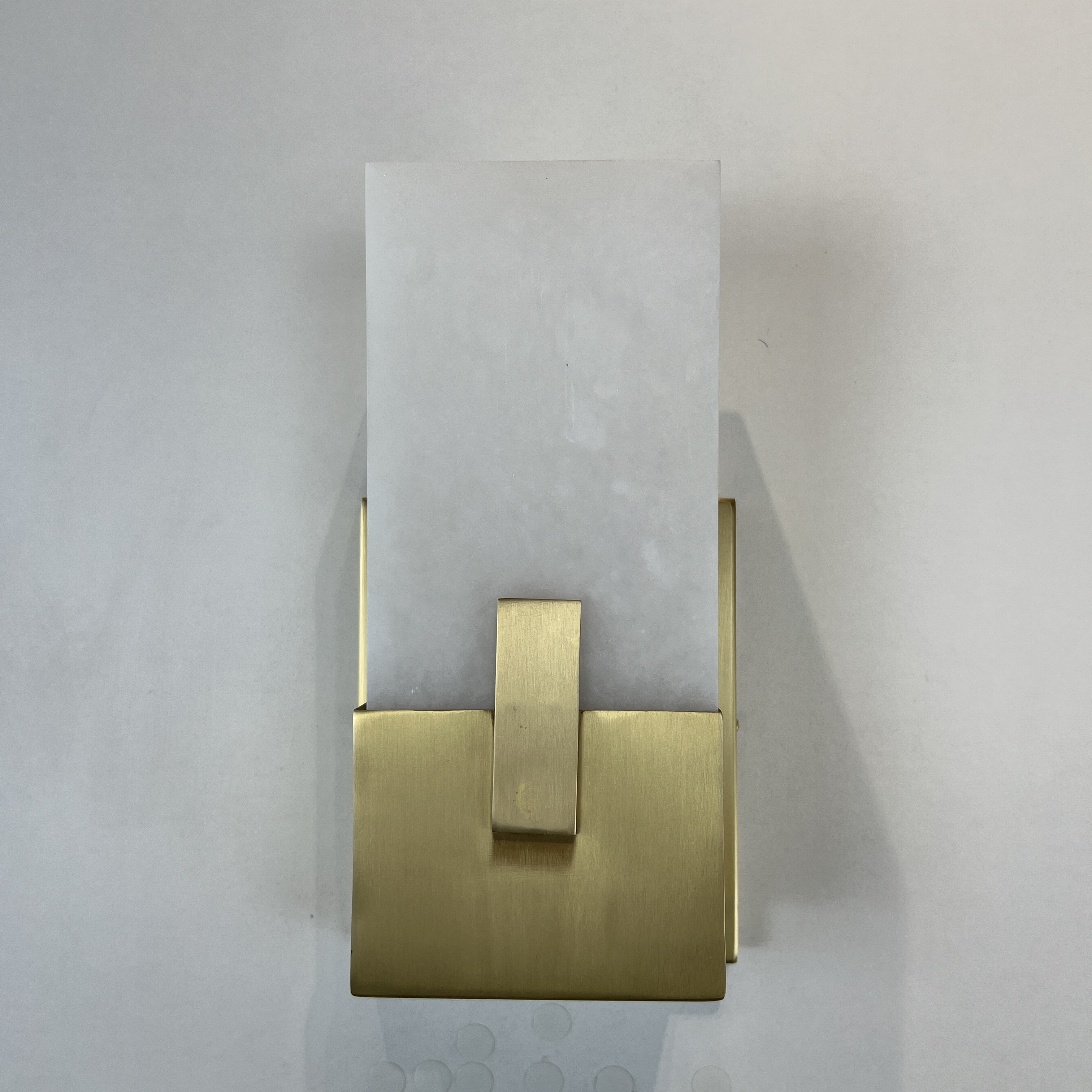 Бра Covet Short Clip Bath Sconce 147864-22