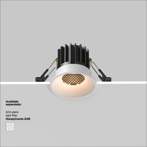 https://media.maytoni.ru/high/Series/00-00076633/DL058-7W4K-W/DL058-7W4K-W_1_079_1.jpg