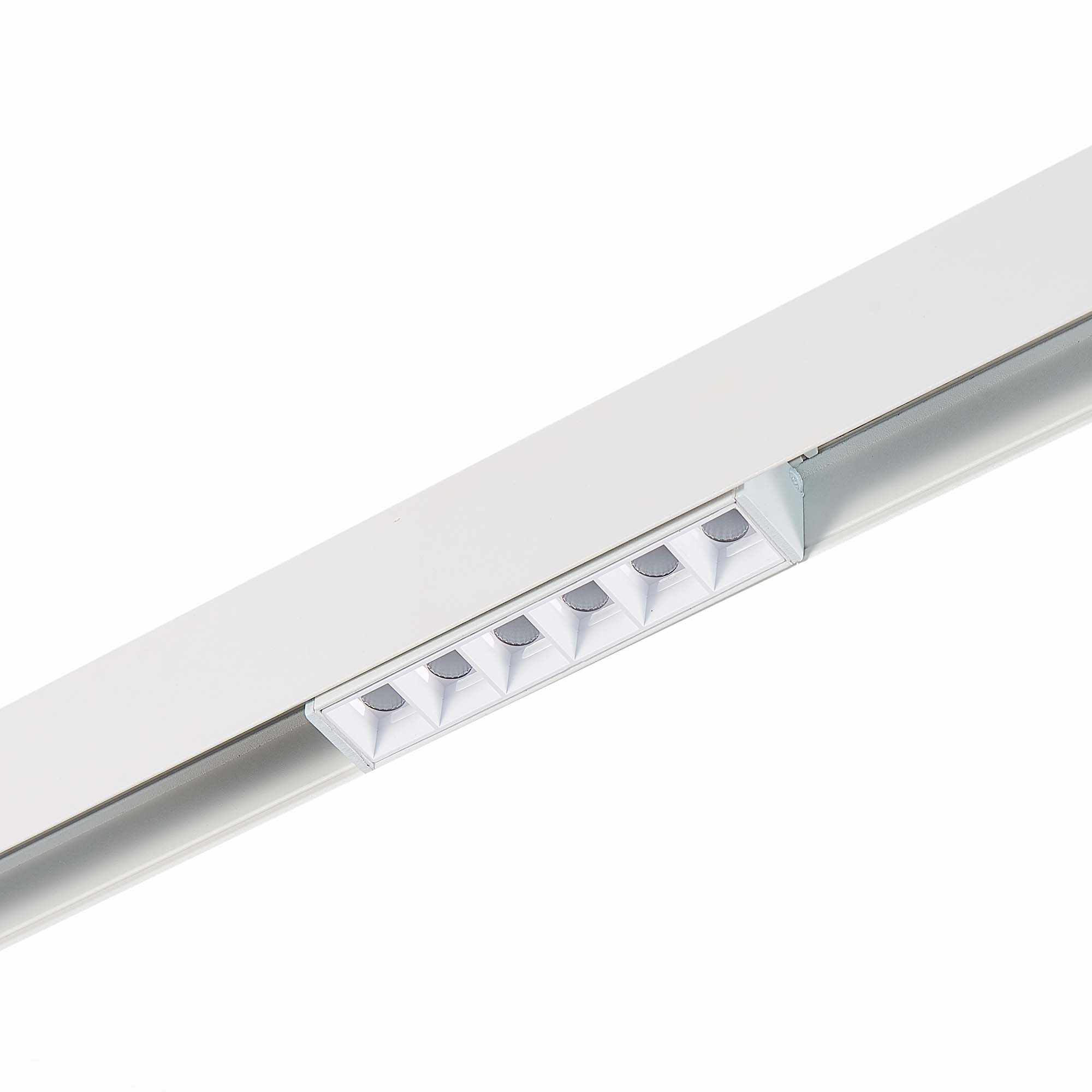 ST361.536.06 Магнитный трековый светильник белый LED 1*6W 3000K 532Lm Ra>80 36° IP20 L115xW22xH44 48 СКАЙЛАЙН 48V