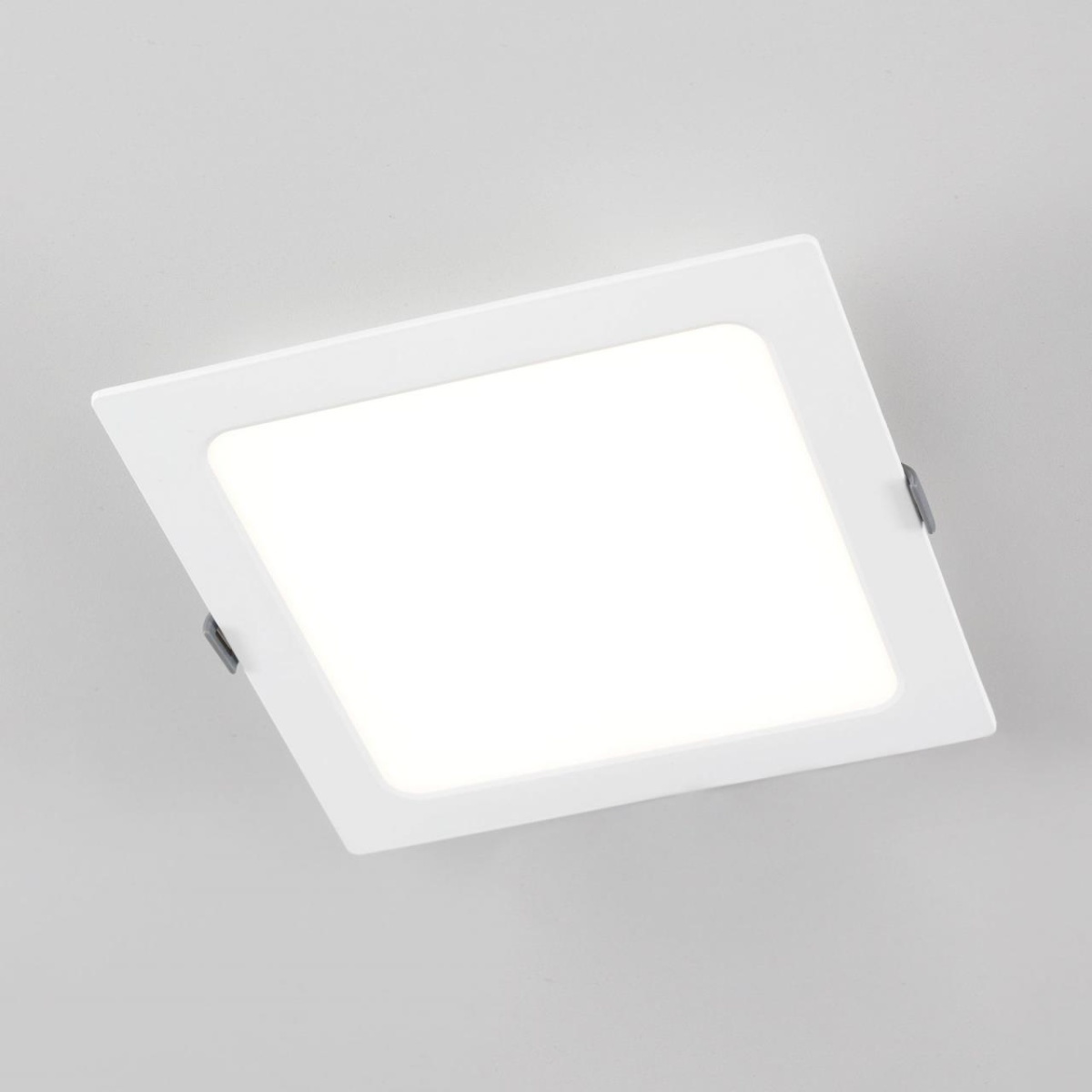 card-img