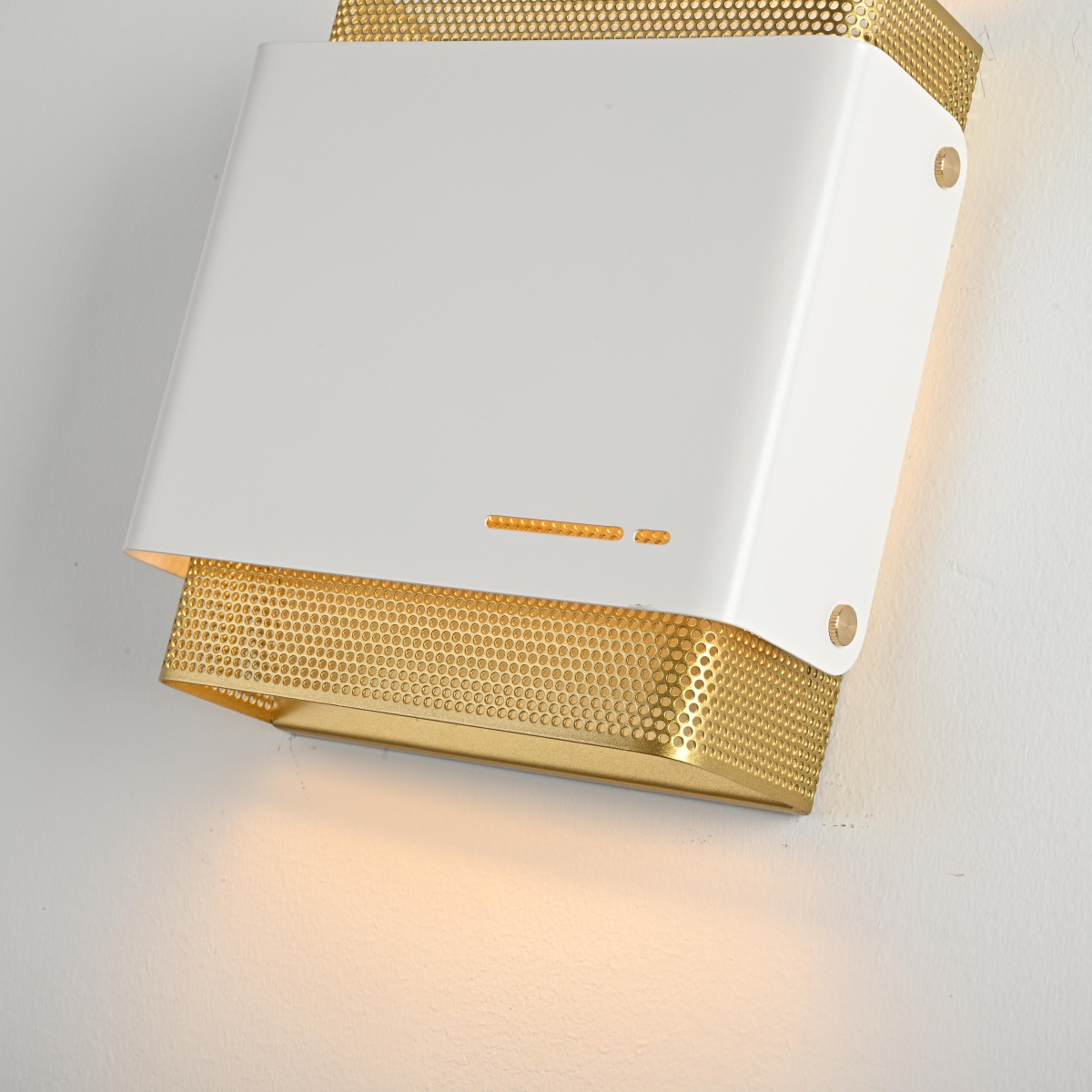 card-img