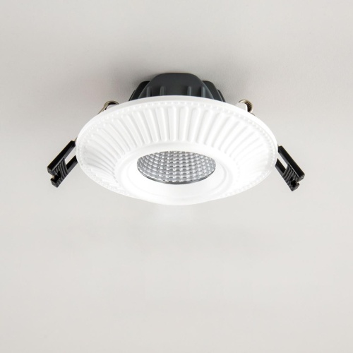 CLD042NW0 Дзета Белый  Св-к Встр. 7W*3500K