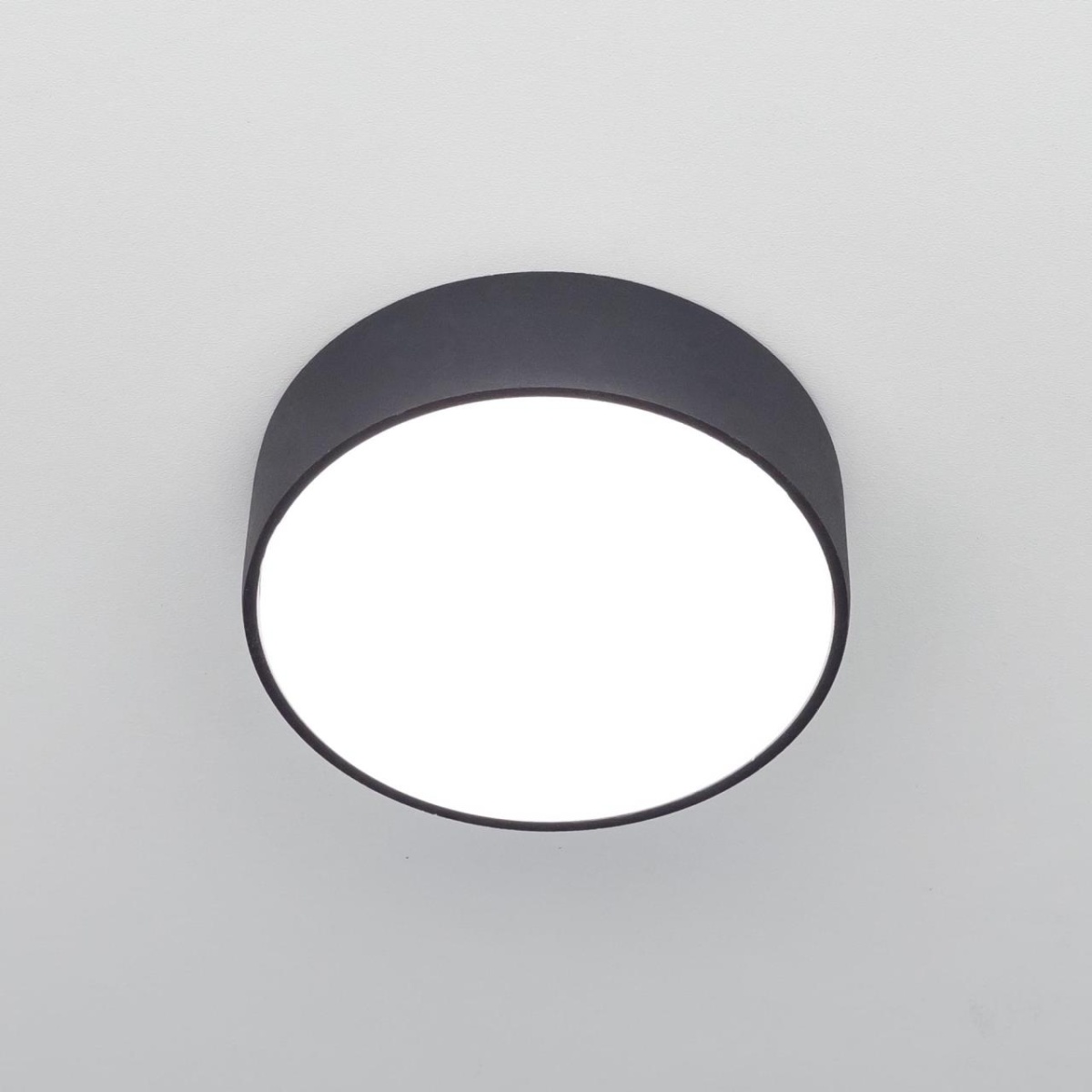 card-img