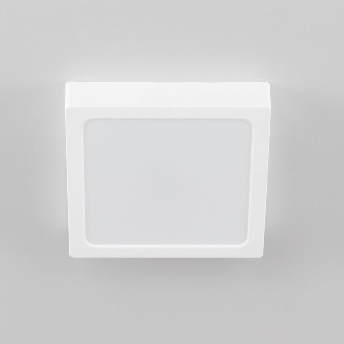 card-img