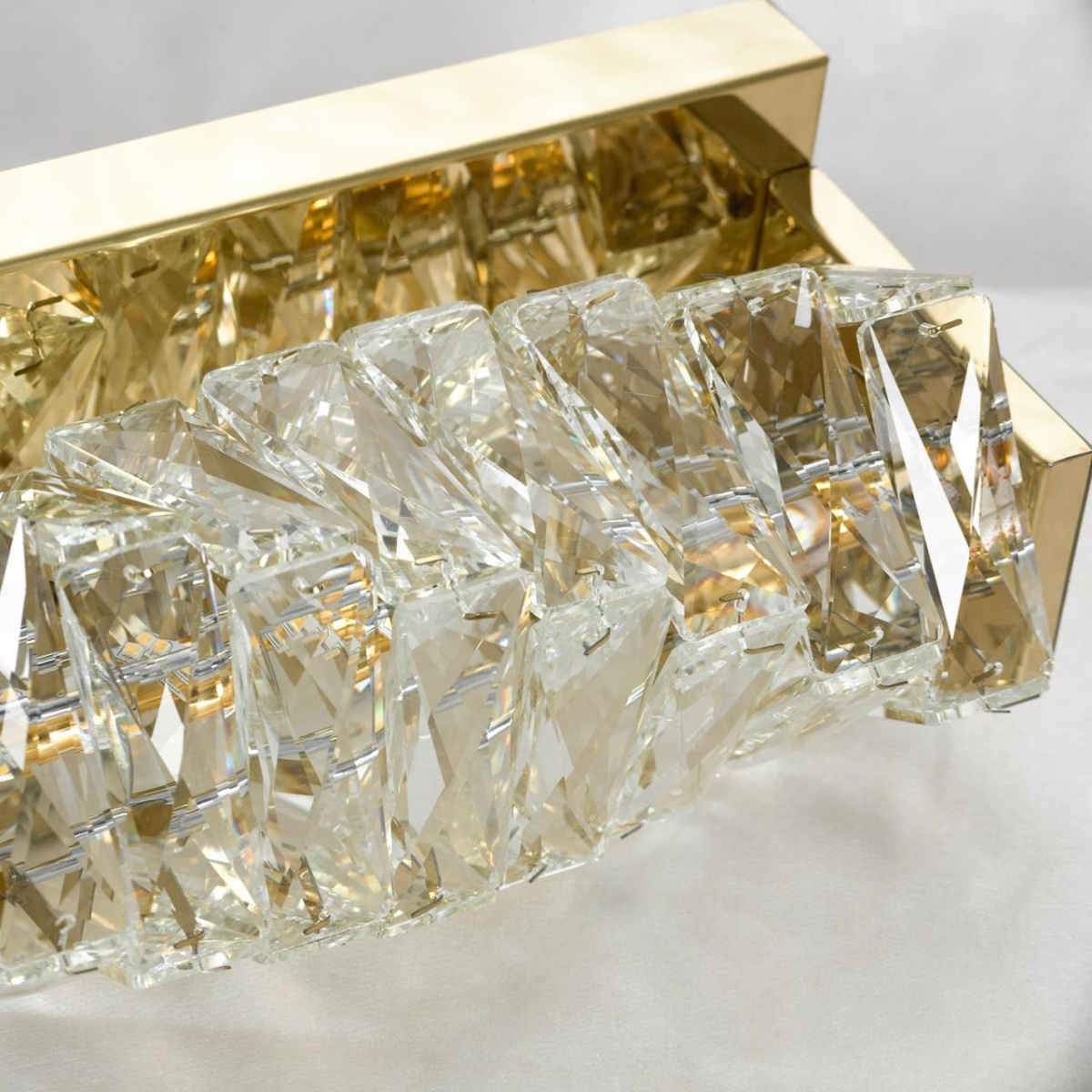 card-img