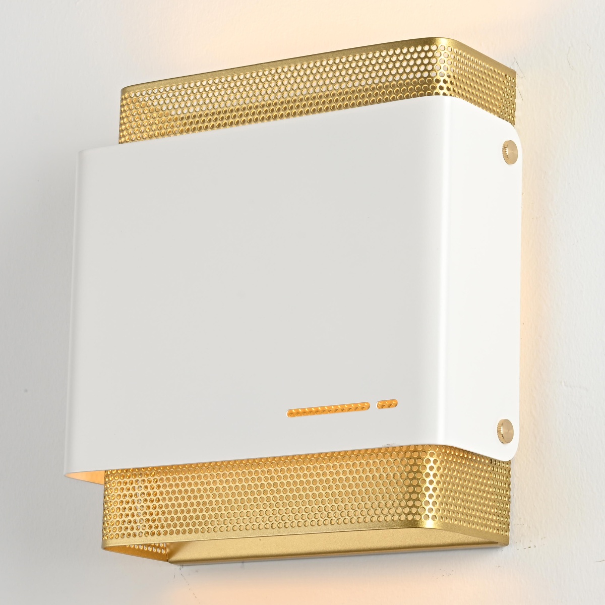 card-img