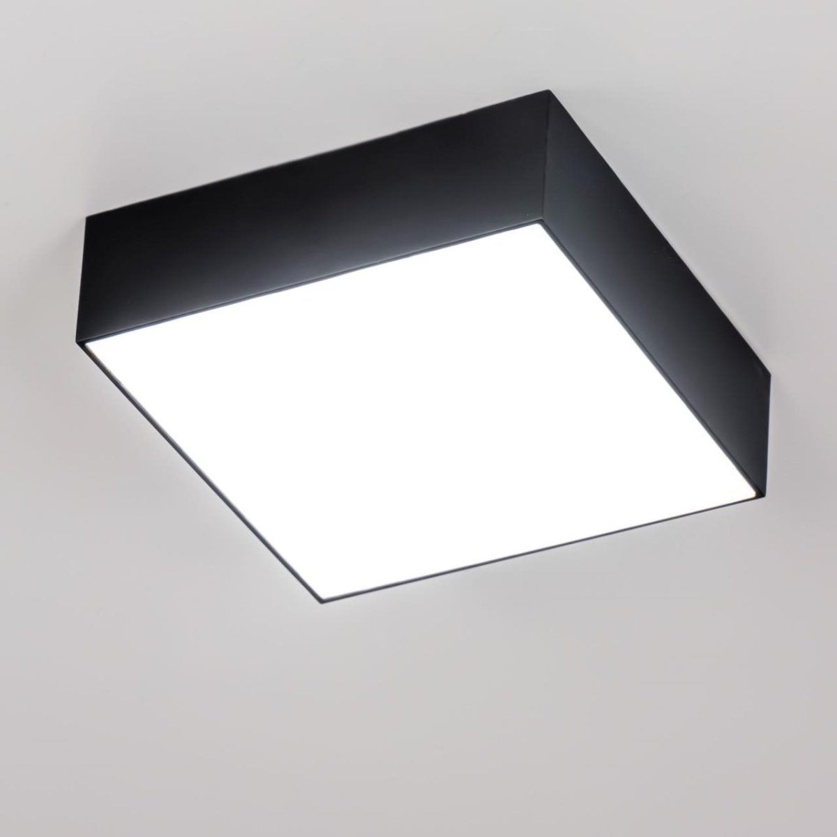 card-img
