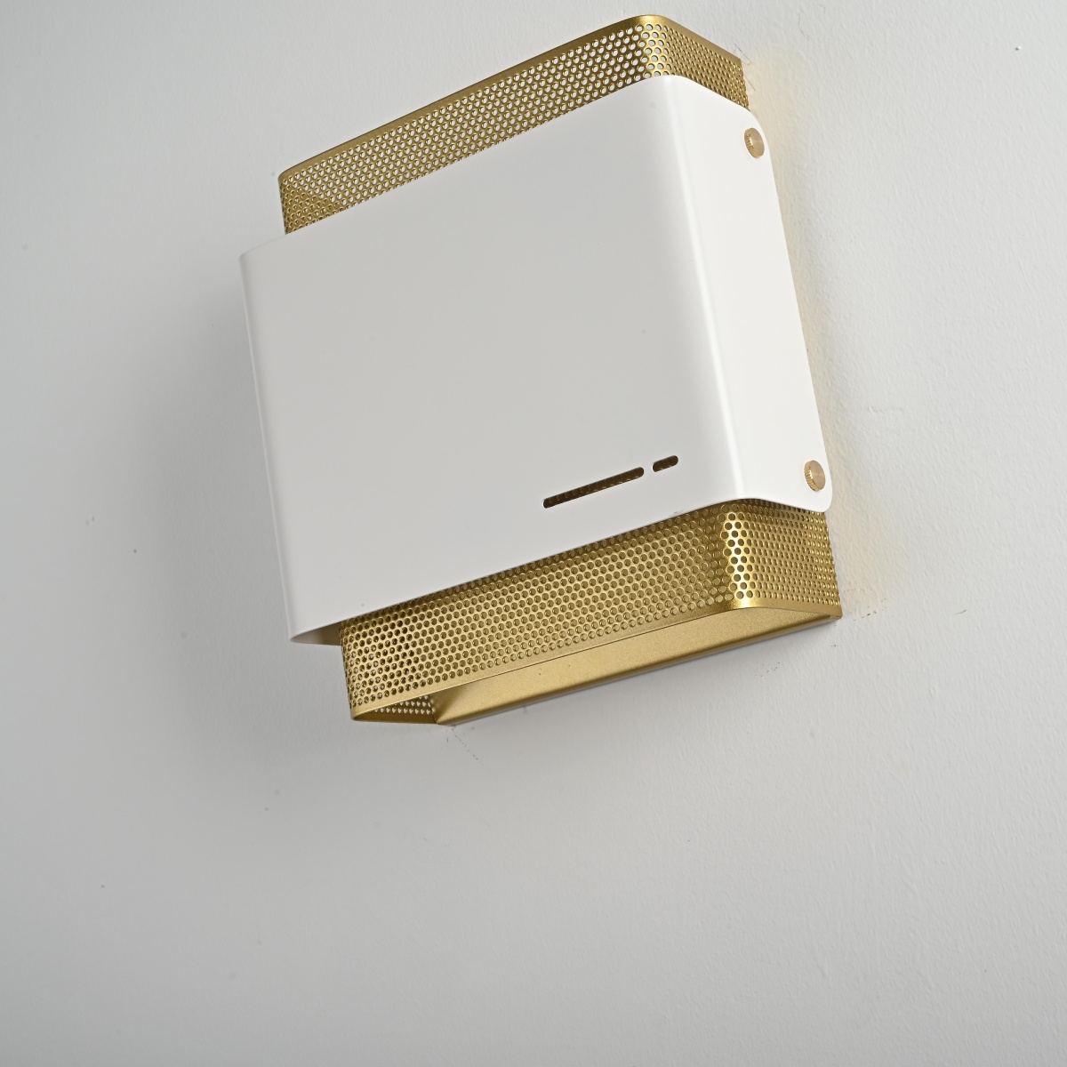 card-img