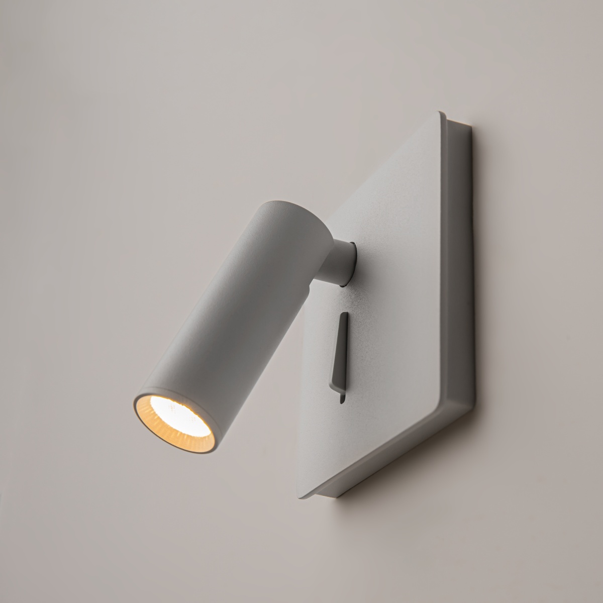 card-img