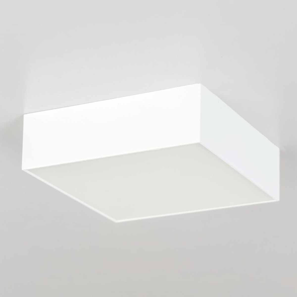 card-img