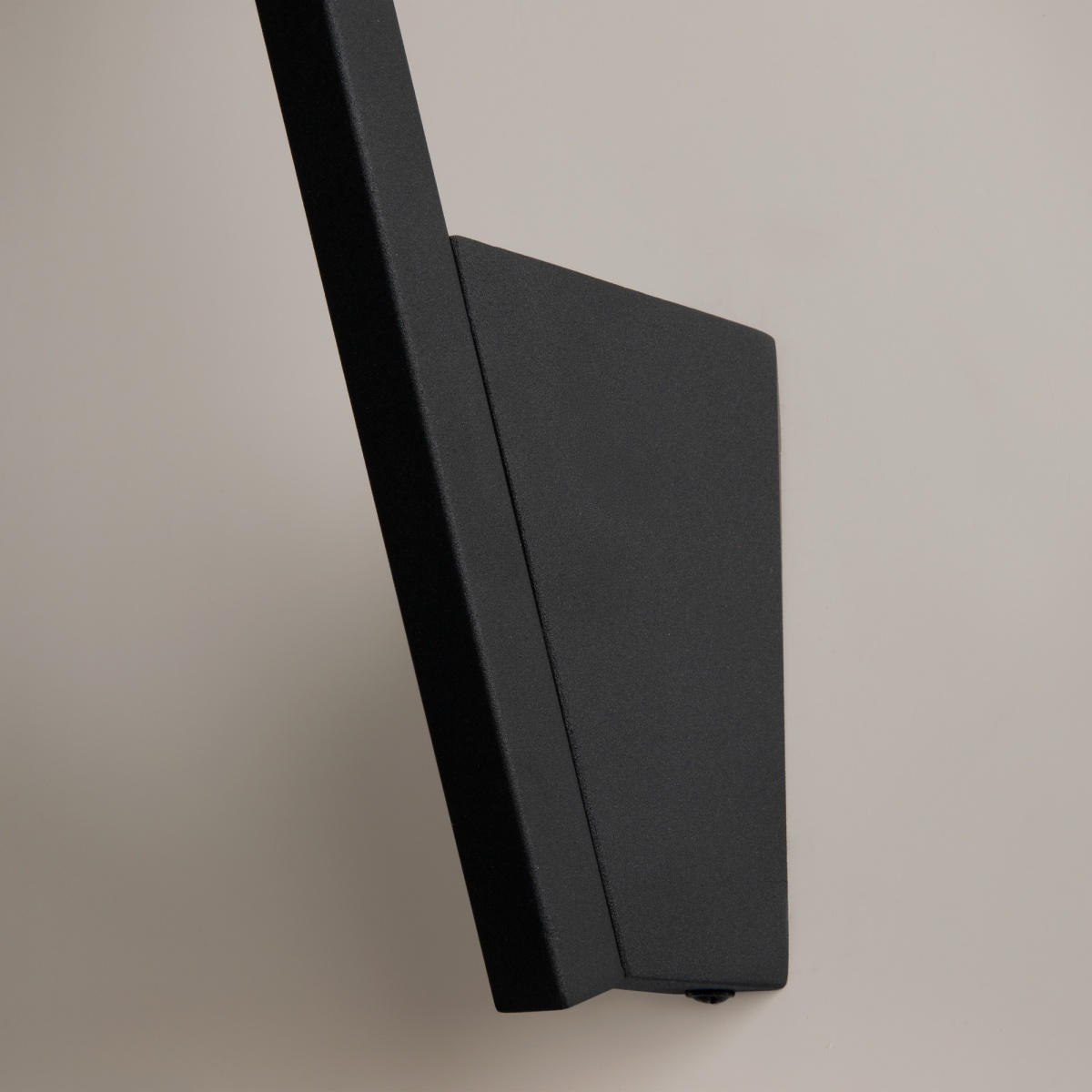 card-img