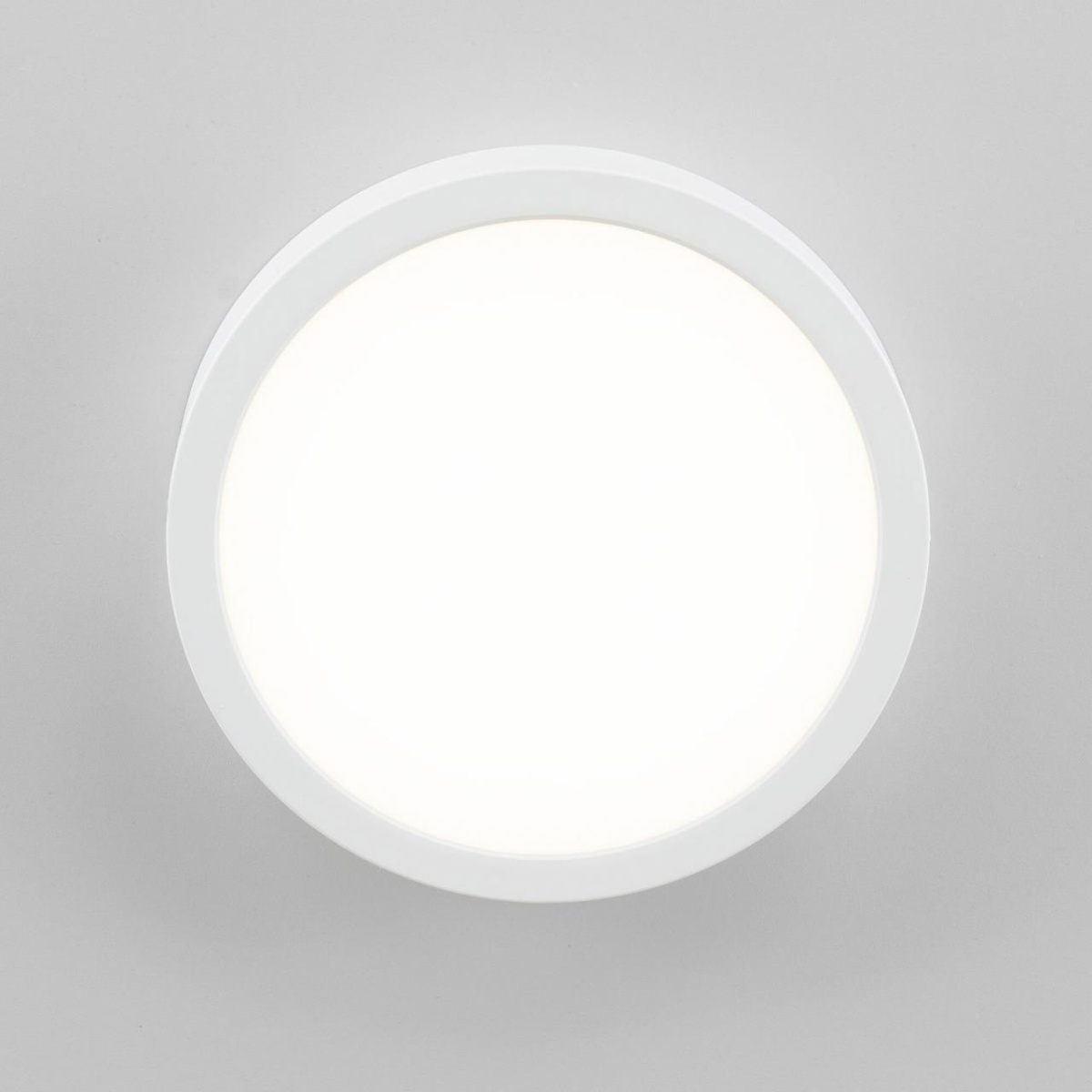 card-img