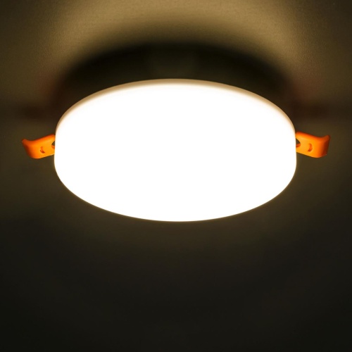 CLD5315W Вега Св-к Встр. 15W*3000K