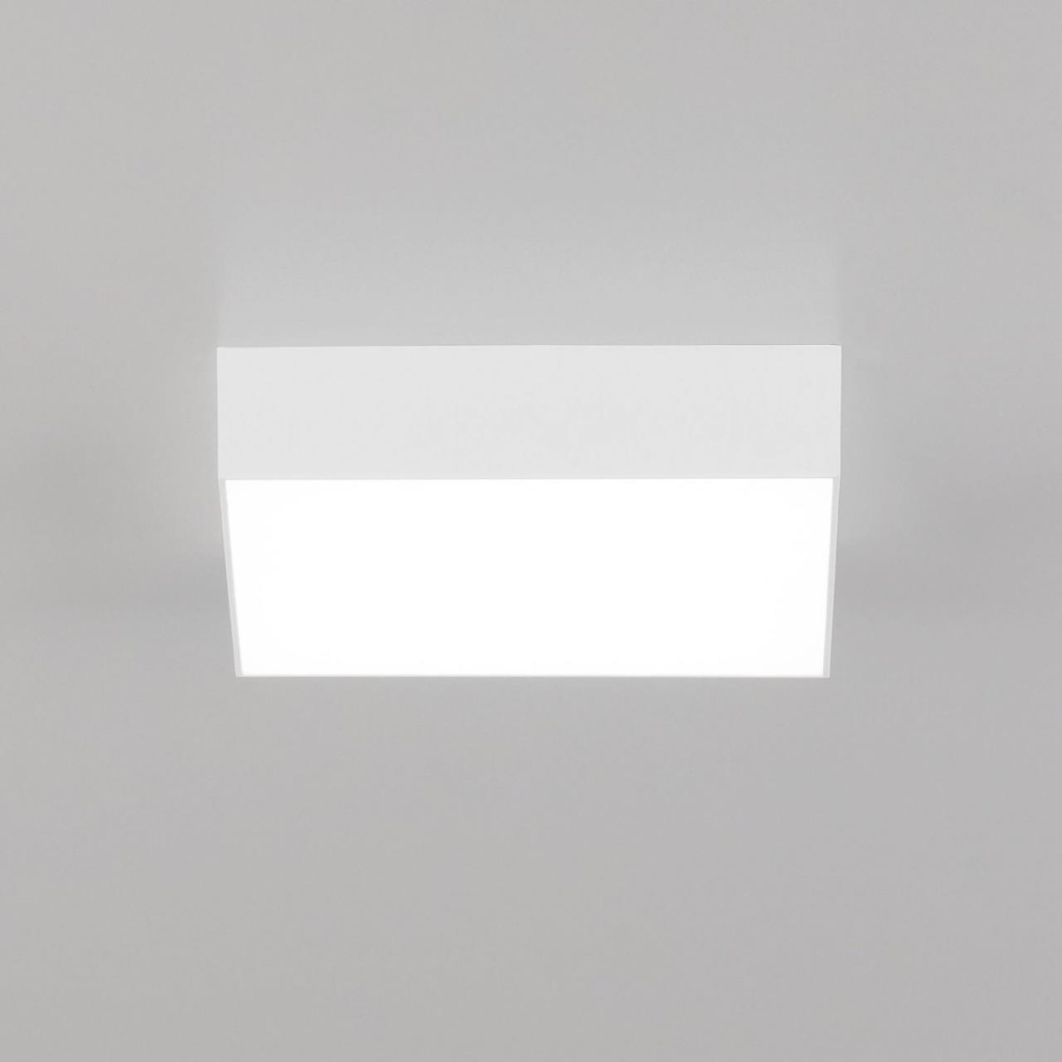 card-img