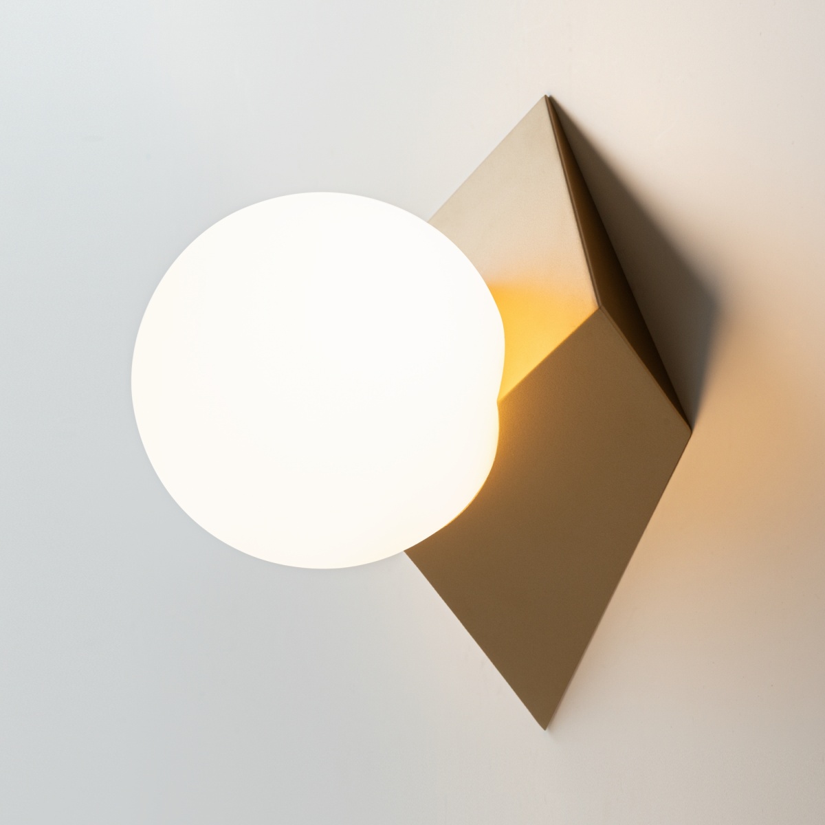 card-img