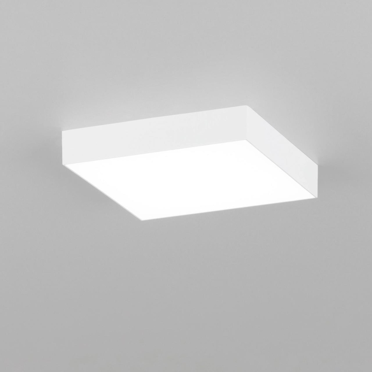 card-img