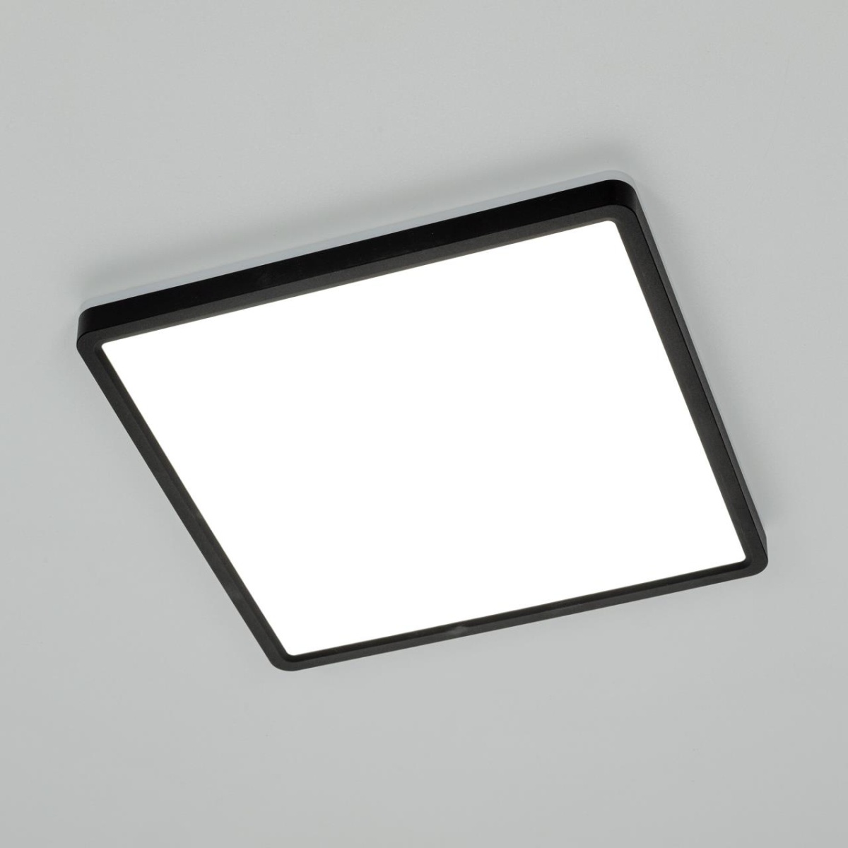 card-img
