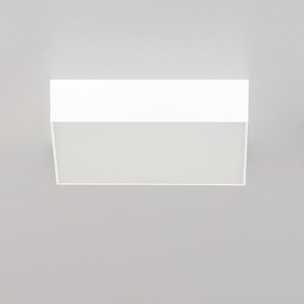 card-img