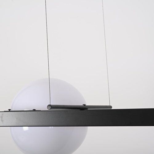 Реечный подвесной светильник PALMA Wall lamp 2 шара + 1 вазон горизонтальная 204172-22
