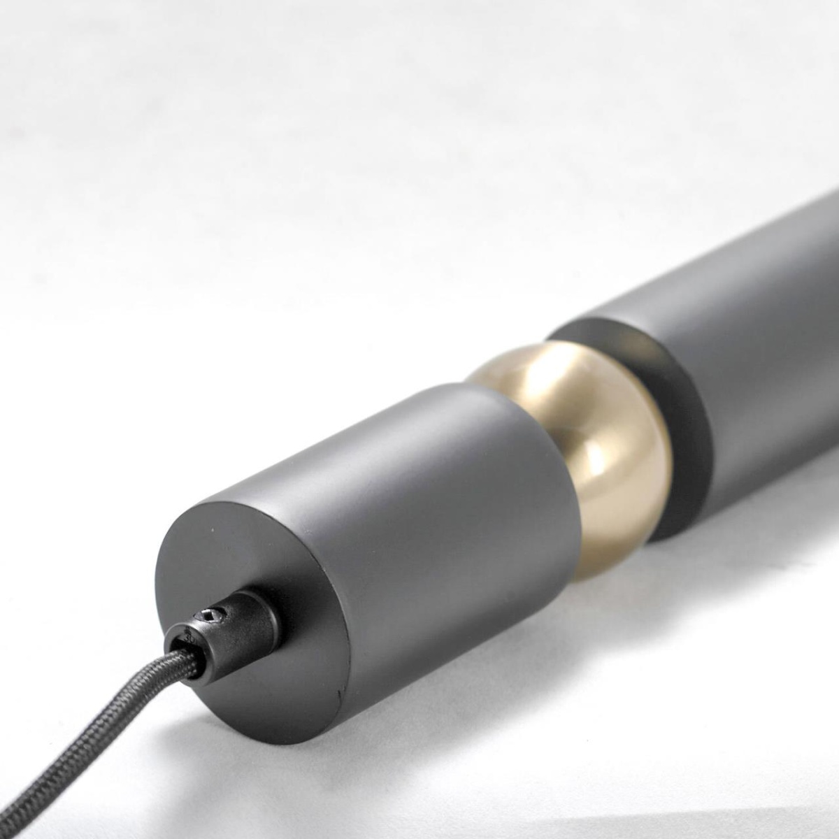card-img