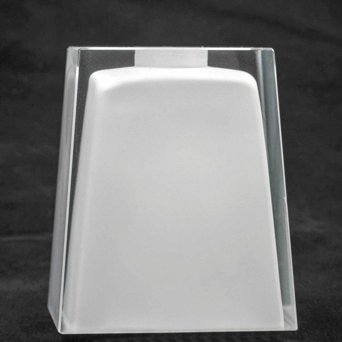 card-img