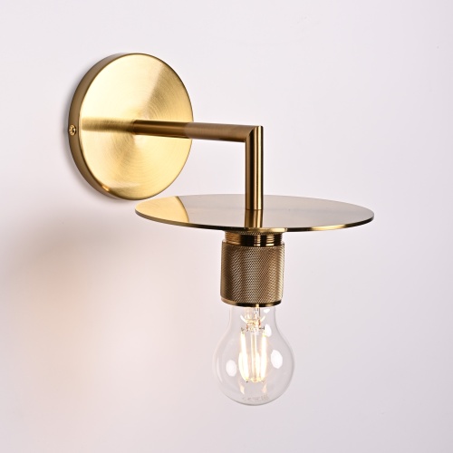 Бра RH Utilitaire Knurled Disk Shade Sconce Brass 123282-22