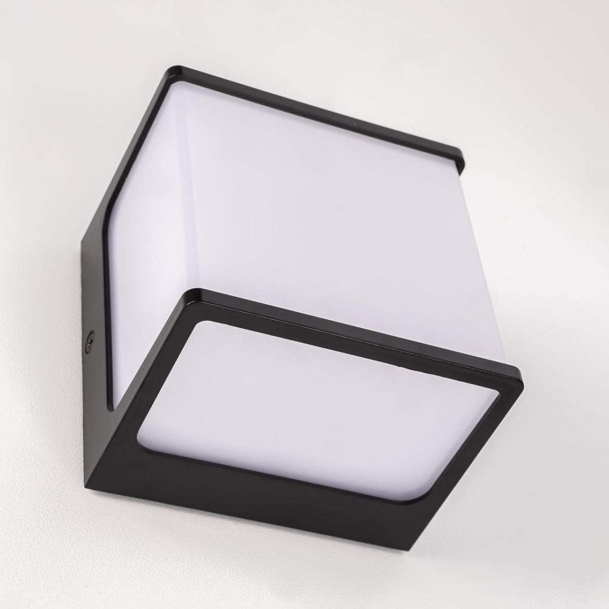 card-img