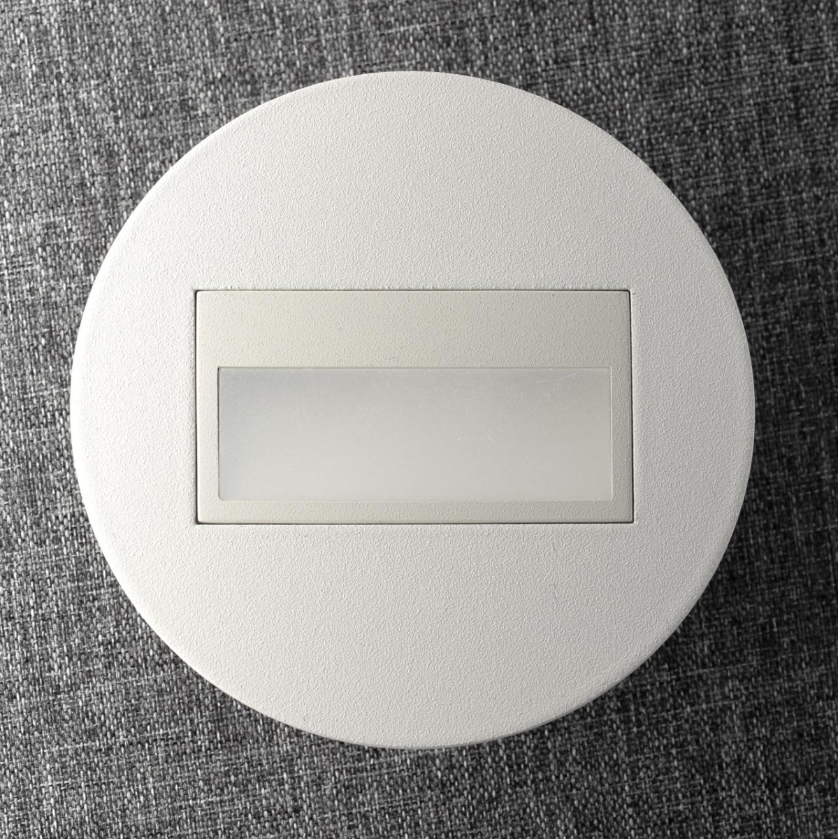 card-img