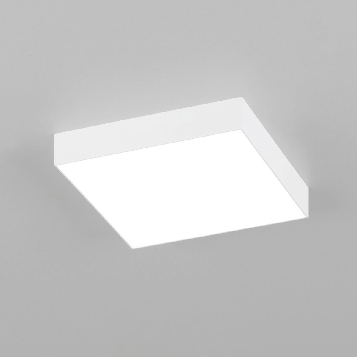 card-img