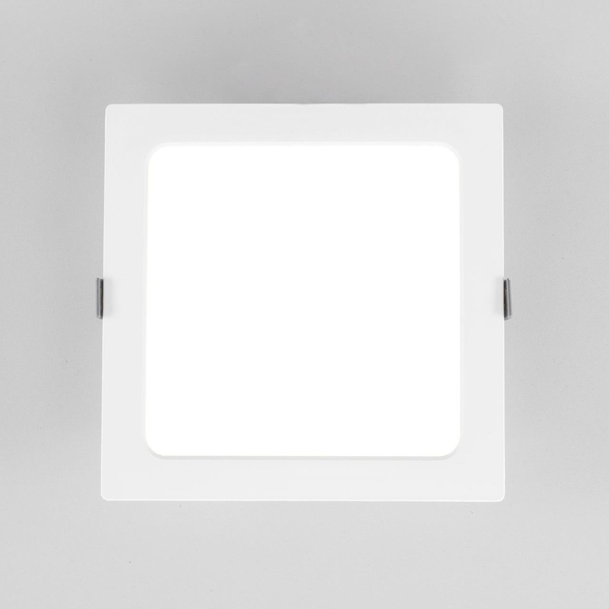 card-img